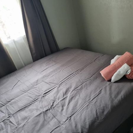 Auckland Accomodation Near Airport Apartment Exterior photo